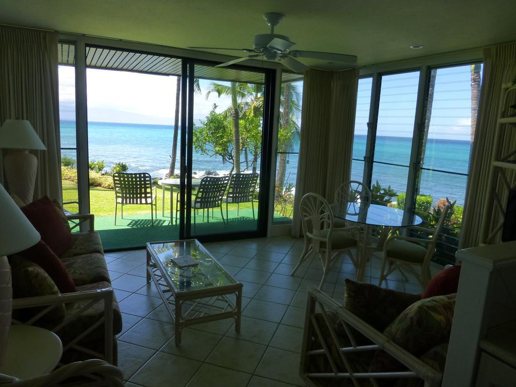 Mahina Surf 220 By Redawning Aparthotel Lahaina Exterior foto