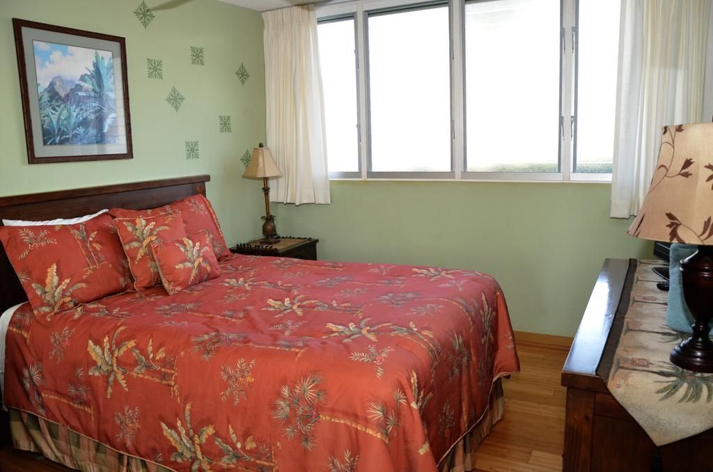 Mahina Surf 220 By Redawning Aparthotel Lahaina Exterior foto