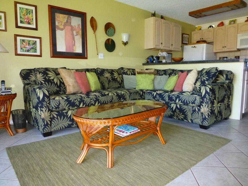 Mahina Surf 220 By Redawning Aparthotel Lahaina Exterior foto