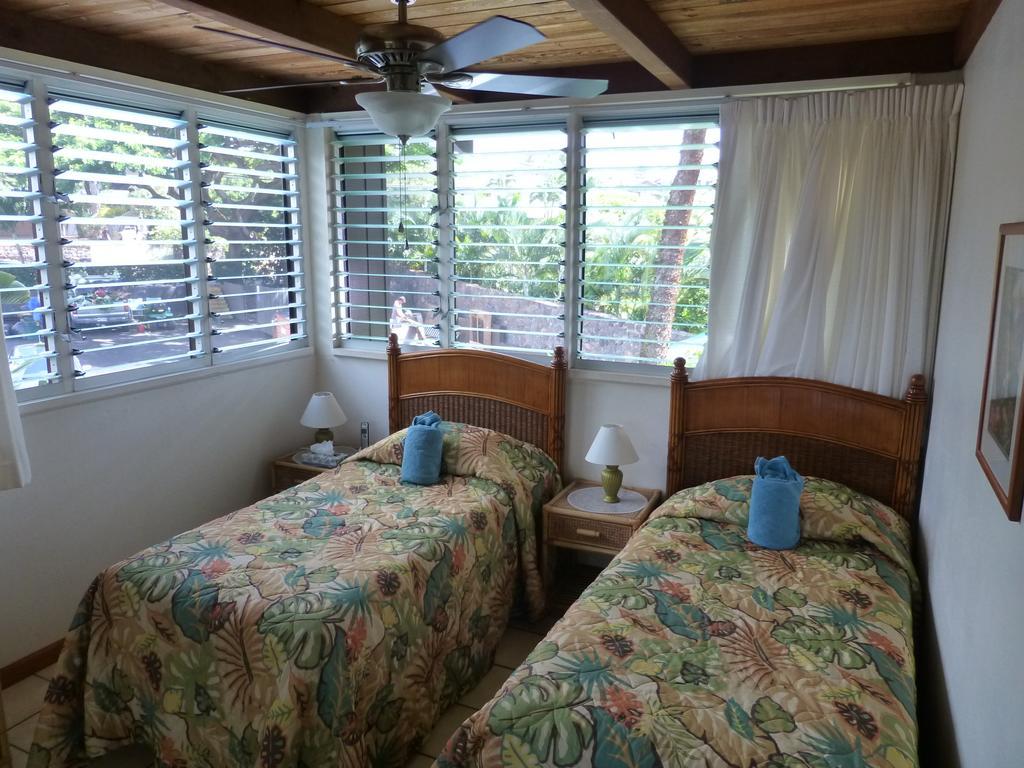 Mahina Surf 220 By Redawning Aparthotel Lahaina Exterior foto